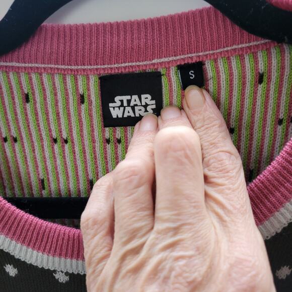 Star Wars Baby Yoda Christmas Holiday Ugly Sweater Joy In The Galaxy SZ S - Picture 4 of 6